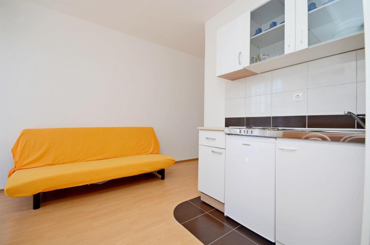 Apartments Josko Gradac  Exteriör bild