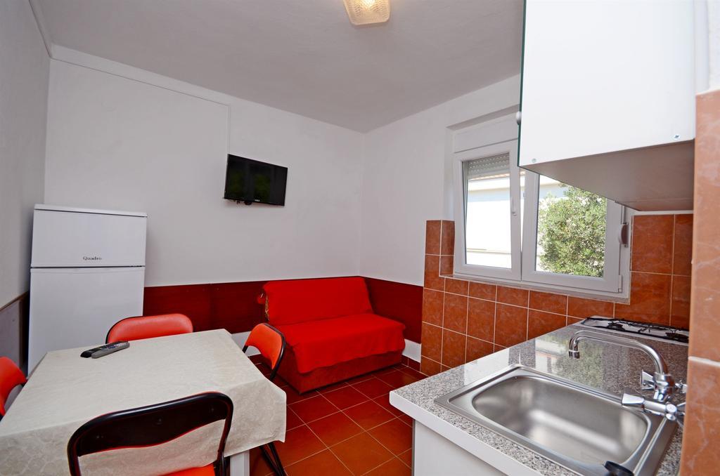 Apartments Josko Gradac  Exteriör bild